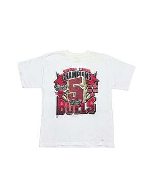 Vintage 1997 Chicago Bulls NBA Champions Finals Tee